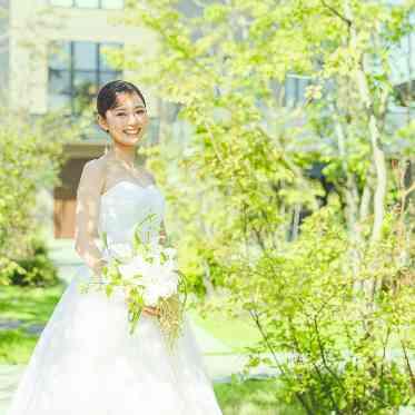 Healing Forest Garden(ヒーリング フォレスト ガーデン) 自然光をバックに記憶に残るワンシーン