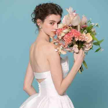 Healing Forest Garden(ヒーリング フォレスト ガーデン) 幅広いラインナップから選べるウェディングドレス