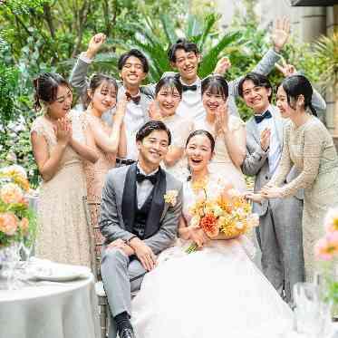 ザ コンチネンタル横浜 ゲストに囲まれ、日常の延長のようでも、何か特別なひと時