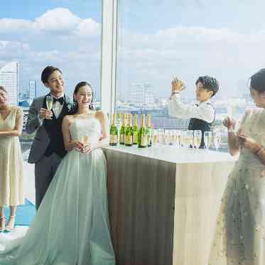 ザ コンチネンタル横浜 ウェルカムグリーティング/披露宴のスタートは、あえておふたりがゲストをお迎え?