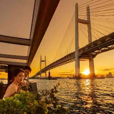 ザ コンチネンタル横浜 幻想的な夕景に魅了されて