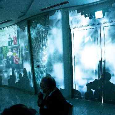 アヴァンセリアン 東京 AVANCER LIEN TOKYO クオリティー重視のプロジェクションマッピングは会場の画角に合わせたオリジナル演出