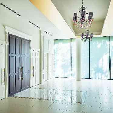 アヴァンセリアン 東京 AVANCER LIEN TOKYO 大聖堂エントランス