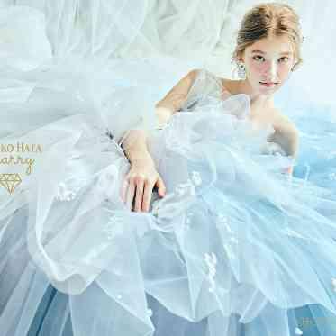 ふわふわのチュールとグラデーションがロマンティックなデザイン