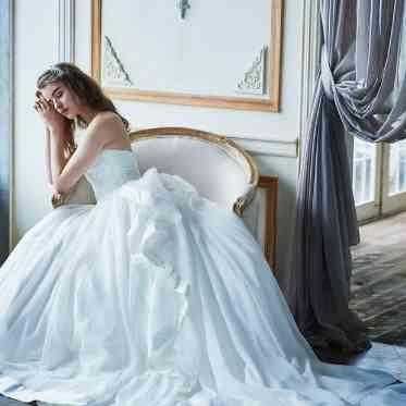 タイムレスな王道のデザインが不動の人気♪