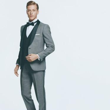 格式のある場面にもふさわしい品格とファッショナブルなデザインを掛け合わせた1枚