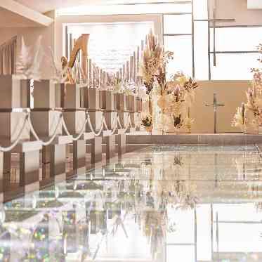 クリスタルチャペル