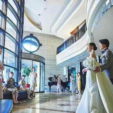 デュクラス大阪/FIVESTAR WEDDING 全天候型の結婚式場であり、天候や気候に拘わらず素敵な結婚式が叶います。
