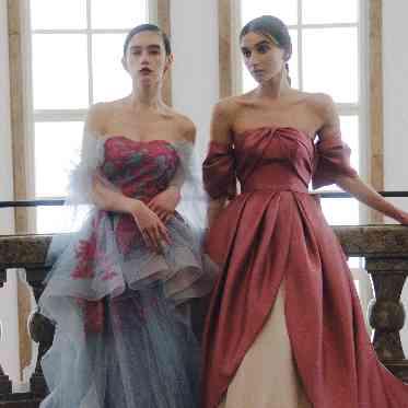 デュクラス大阪/FIVESTAR WEDDING 印象的な一着にゲストも魅了