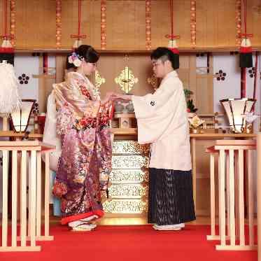 ホテルモントレ大阪 神前式でも指輪交換の儀が可能