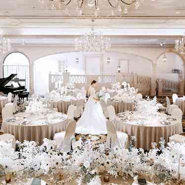 ホテルモントレ大阪 気品漂う会場で晩餐会のようなパーティを