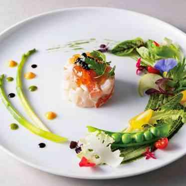 ホテルモントレ大阪 色とりどりの美しい料理はゲストの記憶に残り続ける