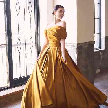 ホテルモントレ大阪 試着で似合うカラーを見つけて