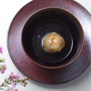 ホテルモントレ グラスミア大阪 蓮根饅頭の蒸し物　トリュフソース