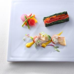 ホテルモントレ グラスミア大阪 オマール海老と鮑のマリネ　彩り野菜のピクルスとテリーヌ添え