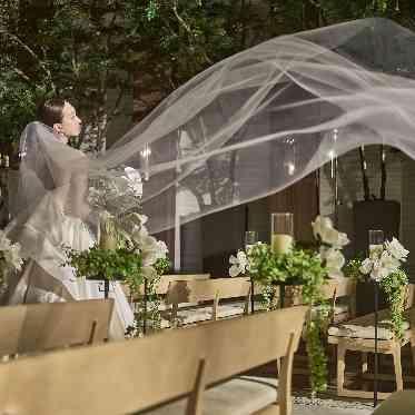 ザ ストリングス 博多 植栽につつまれた自然豊かなチャペル