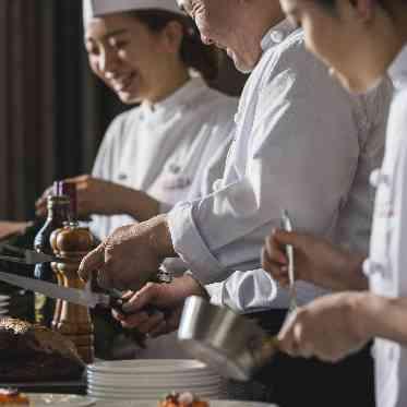 ザ ストリングス 博多 お料理演出も可能♪