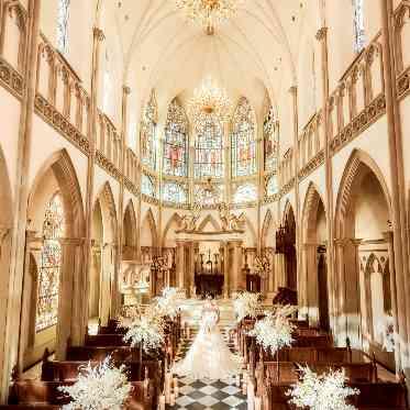 Wedding of Legend GLASTONIA (グラストニア) ふたりの未来に繋がるモザイク柄のバージンロード