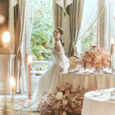 Wedding of Legend GLASTONIA (グラストニア) ピンクとキャンドルで、大人かわいいコーディネートも◎