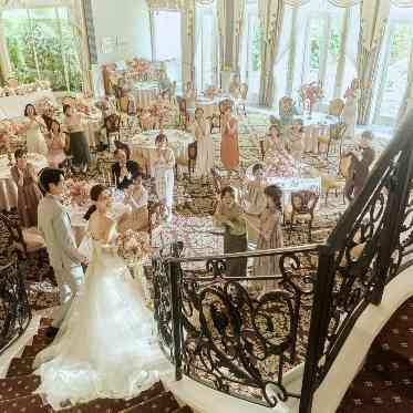 Wedding of Legend GLASTONIA （グラストニア） 花嫁憧れの大階段入場を叶えて
