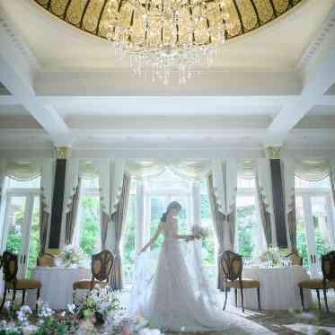 Wedding of Legend GLASTONIA （グラストニア） 外光もたっぷり入って綺麗なお写真も残せます！
