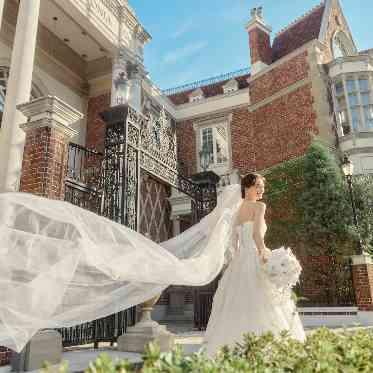 Wedding of Legend GLASTONIA (グラストニア) 本物にこだわった煉瓦造りが、時を超えた非日常へとふたりを誘う