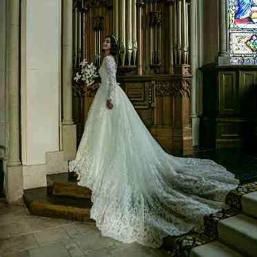 Wedding of Legend GLASTONIA (グラストニア) ウエディングドレス