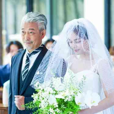 アイネスヴィラノッツェ　宝ヶ池●クラウディアホールディングス 思いのつながり・温かく感動的なセレモニーシーン