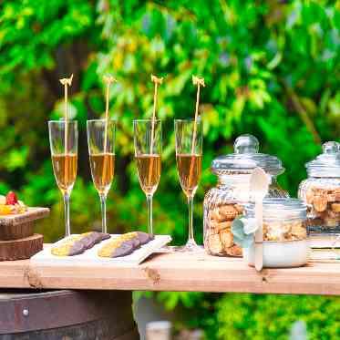 アイネスヴィラノッツェ 宝ヶ池●クラウディアホールディングス 専属ソムリエセレクトのシャンパンはデザートでも相性は抜群です