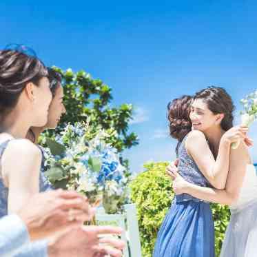 大切なゲストへの感謝の言葉を添えて季節のお花をプレゼントする「サンクスセレモニー