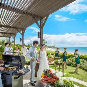 パーティの演出としてバーベキュースタイルを取り入れることもできる。