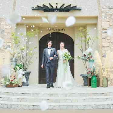 マリエール山手(セント・リージェンツ大聖堂) フラワーシャワー