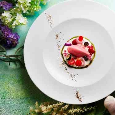 マリエール山手(セント・リージェンツ大聖堂) オリジナルデザート