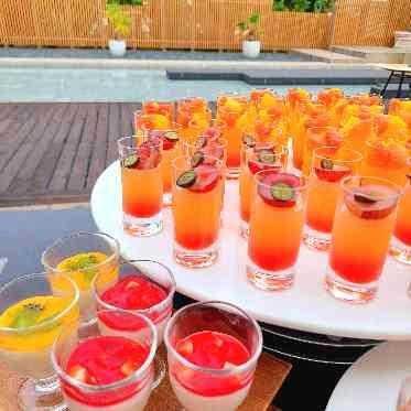 マリエール山手(セント・リージェンツ大聖堂) 彩り豊かなデザートは見ているだけで気分が上がります!