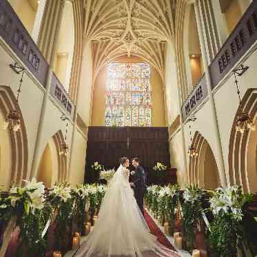 THE ABBEY CHURCH（アビー・チャーチ） 美しい花嫁様とドレスを引き立たせる
15メートルのバージンロード