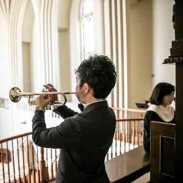 THE ABBEY CHURCH(アビー・チャーチ) トランペットのファンファーレとパイプオルガンの美しい音色が挙式の瞬間を華やかに彩