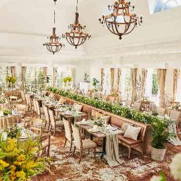 THE ABBEY CHURCH(アビー・チャーチ) 豊かな緑と自然光が降り注ぐ貸切のパーティー会場