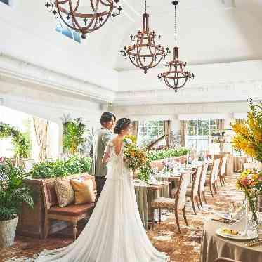 THE ABBEY CHURCH(アビー・チャーチ) 天井高8メートル・自然光が降り注ぐ開放的なパーティー会場