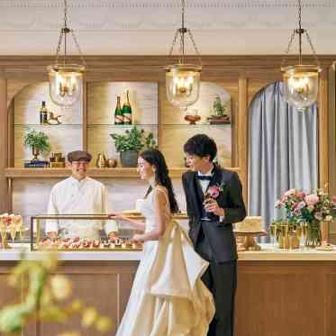 THE ABBEY CHURCH(アビー・チャーチ) パーティー会場併設のホワイエで叶うデザートブッフェのワンシーン