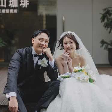 Apartment2c Wedding(アパートメントトゥーシーウェディング) 青空の下、笑顔溢れるワンショット♪