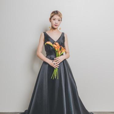 Apartment2c Wedding(アパートメントトゥーシーウェディング) 人気の高いブラックドレスもご用意!大人っぽくスタイリッシュに