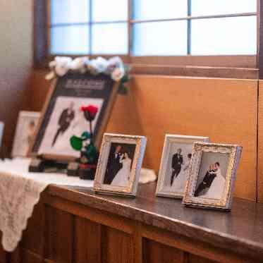 八勝館 御幸の間の前の棚スペースはウェルカムボードなどを飾っていただけます。