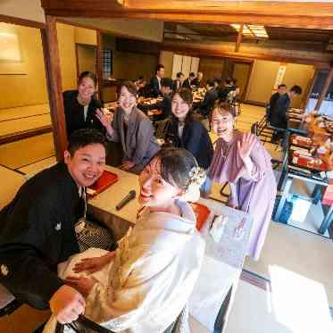 八勝館 10名様から30名程迄の場合は、御幸の間がおすすめです。