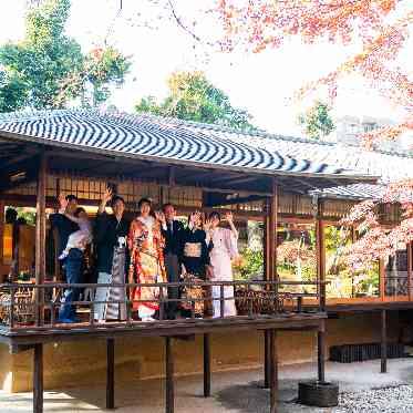 撮影スポットとしておすすめの御幸の間の観月台