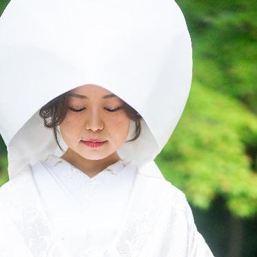 八勝館 綿帽子をかぶってみたい!と、思ってらっしゃる新婦様は多いと思います。