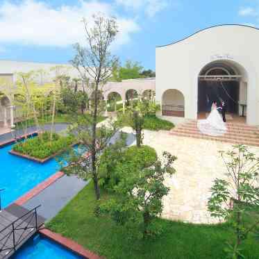 AFFRANCHIR QUEEN’S COURT(アーフランシェル・クィーンズコート) チャペル外観