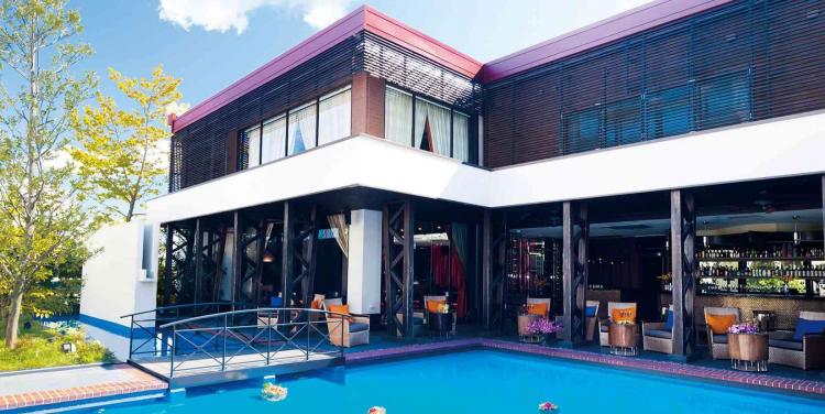 ＡＦＦＲＡＮＣＨＩＲ　ＱＵＥＥＮ’Ｓ　ＣＯＵＲＴ（アーフランシェル・クィーンズコート） 外観