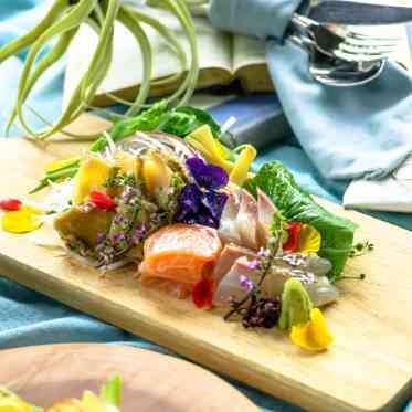 ＡＦＦＲＡＮＣＨＩＲ　ＱＵＥＥＮ’Ｓ　ＣＯＵＲＴ（アーフランシェル・クィーンズコート） フェアの無料試食で料理をご堪能ください