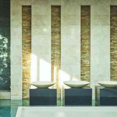 HILLSIDE VILLA Ciel et Vert(ヒルサイドヴィラ シエルヴェルト) ウォーターステージ