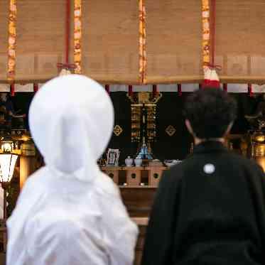 THE FUJIYA GOHONJIN(藤屋御本陳) 歴史ある神社でのお式
